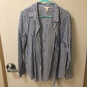 H&M buttonup top